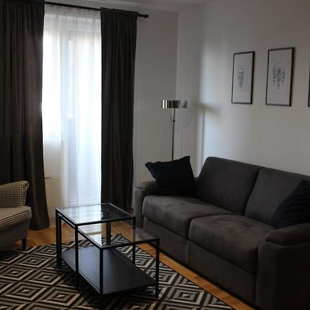 Luxury Apartments Parking In Garage Nis Exterior foto
